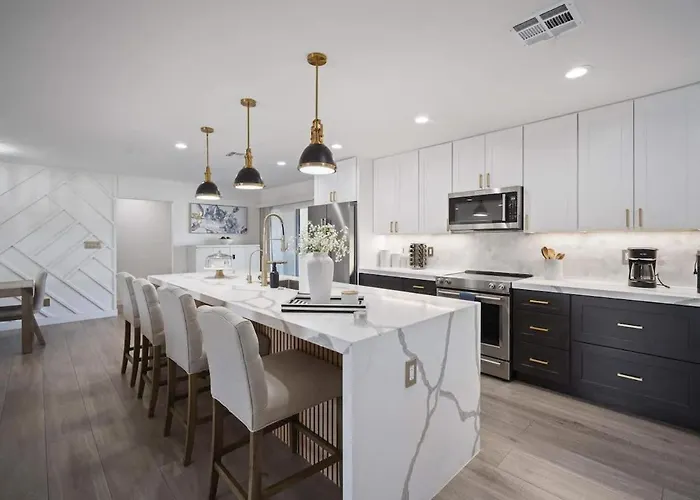 Holiday home Glimmer-sparkling Pool & Mini Golf-near Old Town Scottsdale